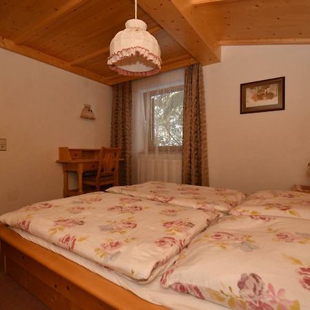 Ferienwohnung Haus Hubertus St. Leonhard im Pitztal Exterior foto