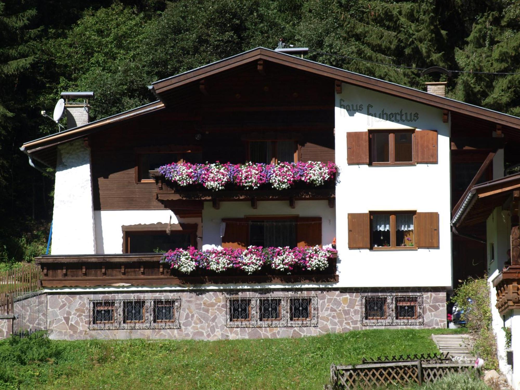 Ferienwohnung Haus Hubertus St. Leonhard im Pitztal Exterior foto
