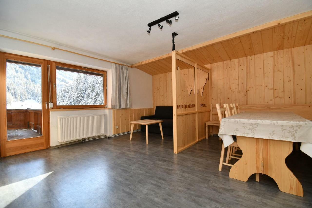 Ferienwohnung Haus Hubertus St. Leonhard im Pitztal Exterior foto