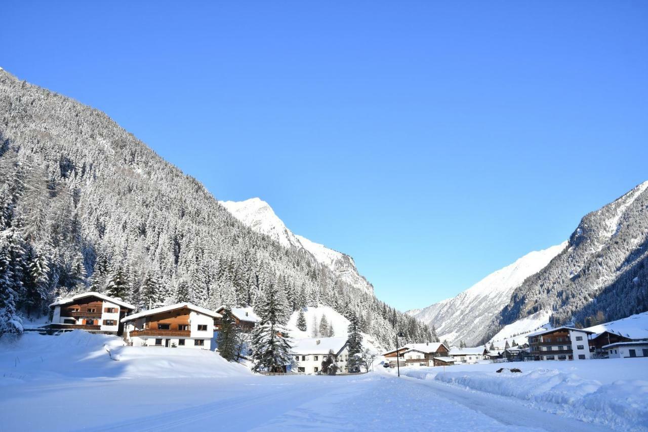 Ferienwohnung Haus Hubertus St. Leonhard im Pitztal Exterior foto