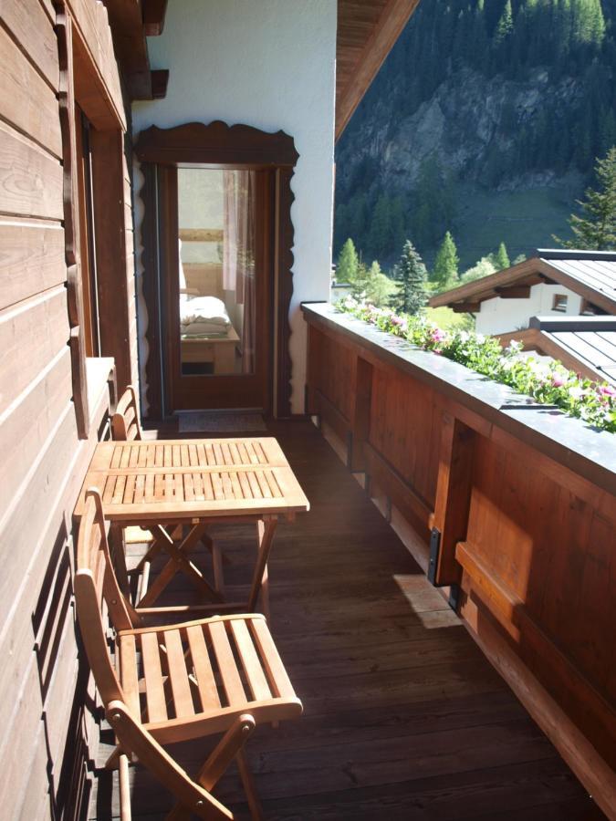 Ferienwohnung Haus Hubertus St. Leonhard im Pitztal Exterior foto